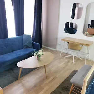 Leedo Cozy Studio Apartamento
