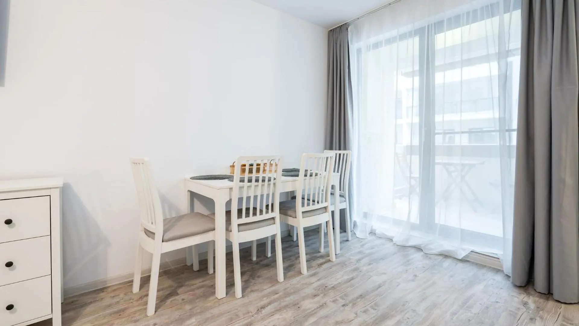 Apartment Kondo 9 - Stylish Studio In Roka Residence Bucharest