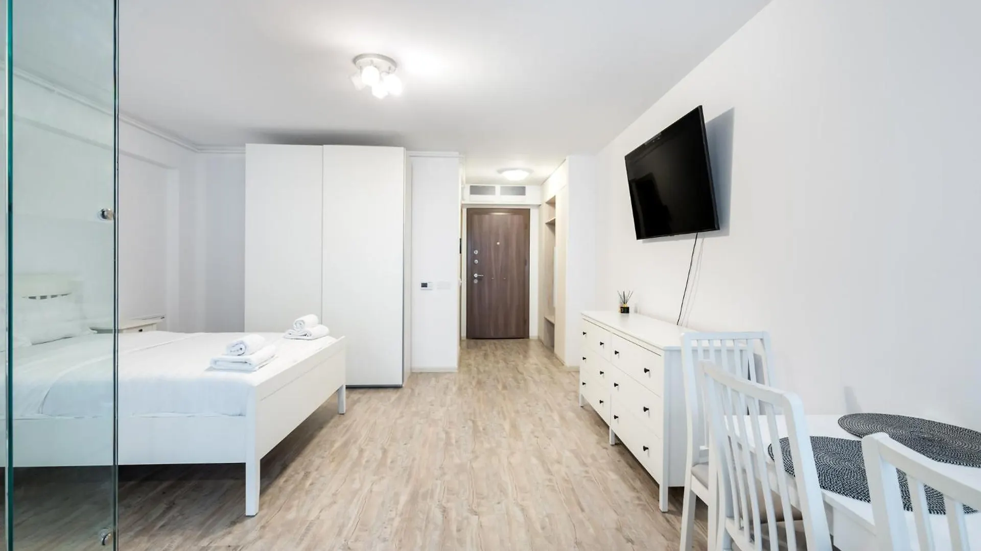 Apartment Kondo 9 - Stylish Studio In Roka Residence Bucharest Romania