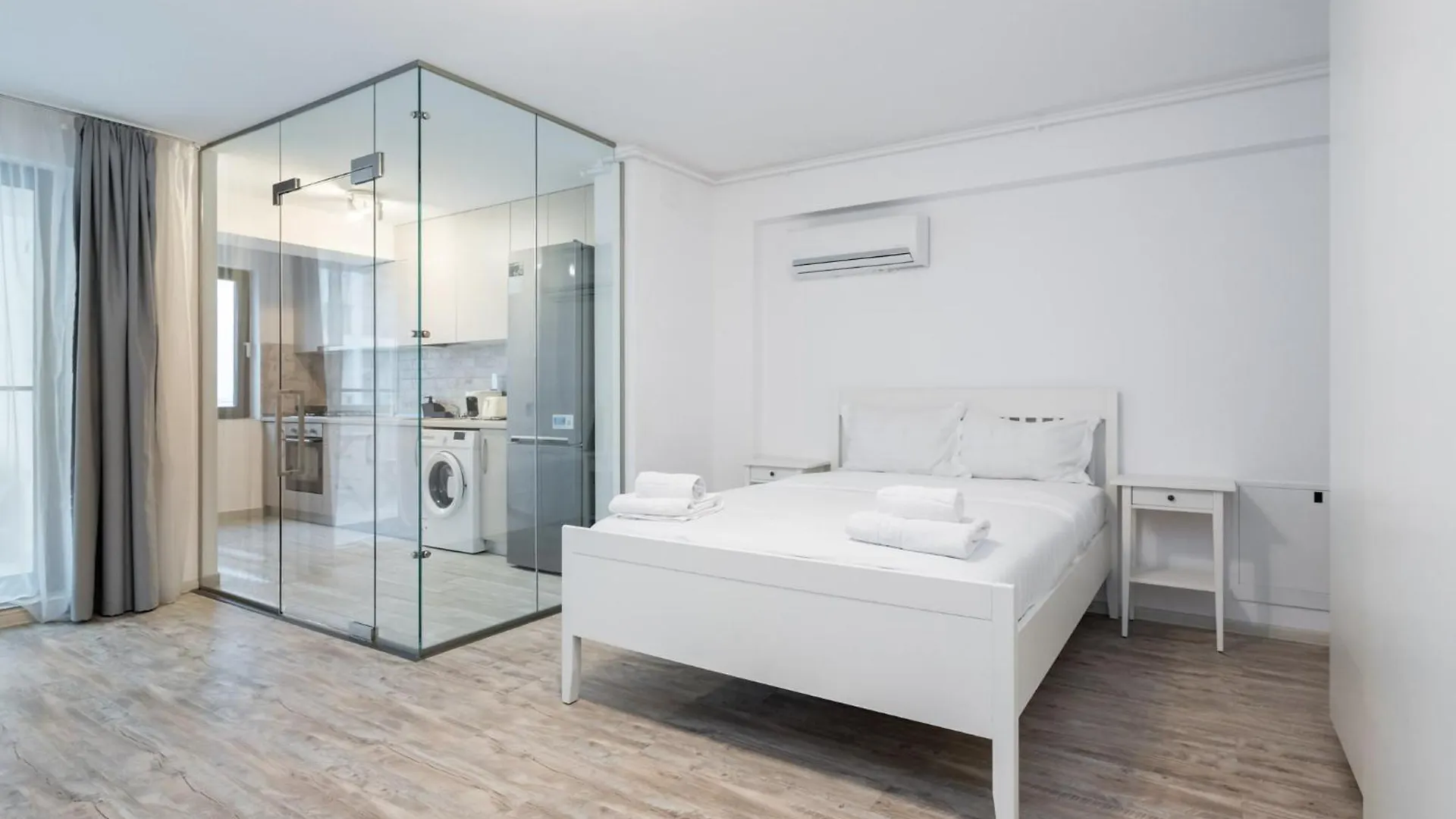 Apartment Kondo 9 - Stylish Studio In Roka Residence Bucharest